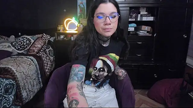 Lilmarieee online show from 17, 1, 2025