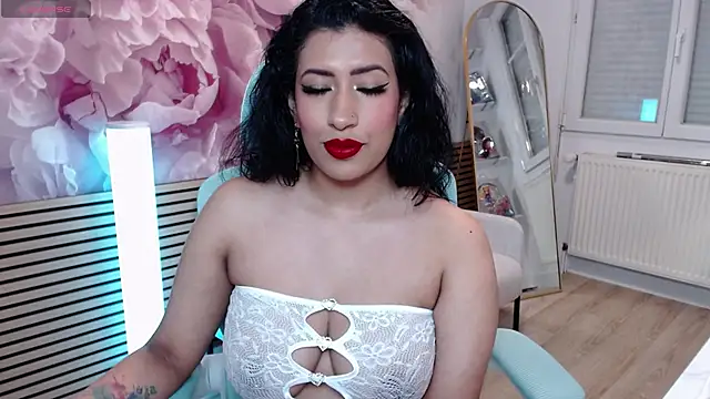 elettra love online show from 8, 3, 2025