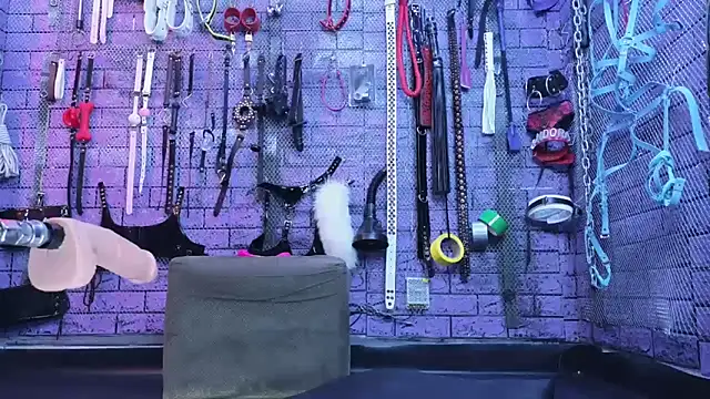 PANDORANEZZ online show from 31, 12, 2024