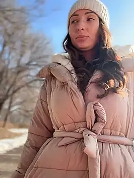 Snapshot of YOUR-KARINA chatting on 4, 1, 2025 YOUR-KARINA online show from 4, 1, 2025