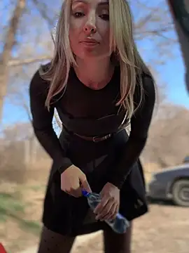 Snapshot of YOUR-KARINA chatting on 18, 3, 2025 YOUR-KARINA online show from 18, 3, 2025