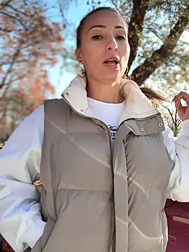 Snapshot of YOUR-KARINA chatting on 2, 11, 2025 YOUR-KARINA online show from 2, 11, 2025