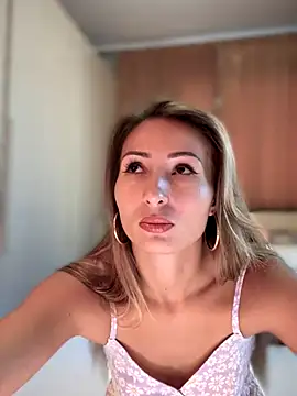 YOUR-KARINA online show from 28, 11, 2025