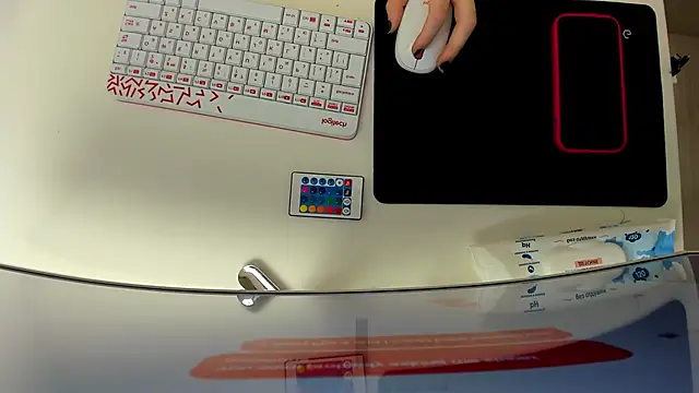 EffieMinki online show from 3, 3, 2026