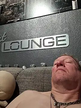 tomtom111111 online show from 1, 3, 2026