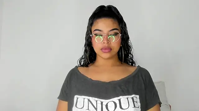 moana taylor online show from 18, 2, 2025