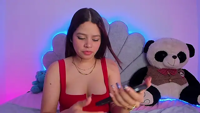 EmmaClarck online show from 19, 2, 2025