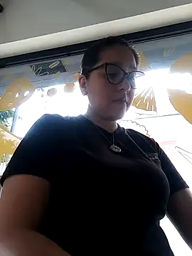 Snapshot of Gatubela212 chatting on 2, 2, 2025 Gatubela212 online show from 2, 2, 2025