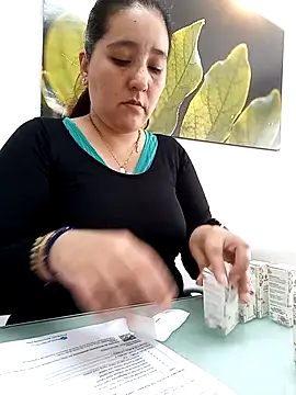 Snapshot of Gatubela212 chatting on 8, 9, 2025 Gatubela212 online show from 8, 9, 2025