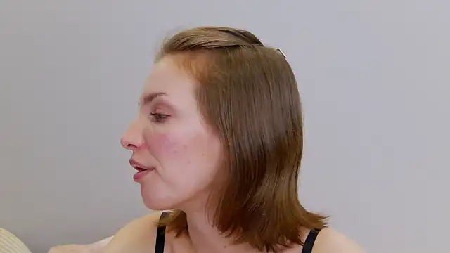 Beauty Alex online show from 5, 1, 2025
