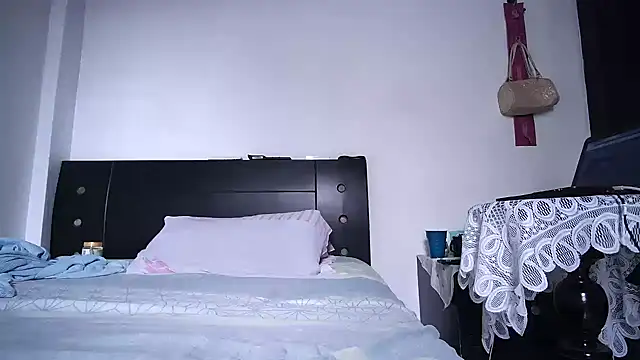 Snapshot of djtomxxx2777 chatting on 31, 10, 2025 djtomxxx2777 online show from 31, 10, 2025