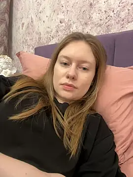 Snapshot of ConnieDaw chatting on 19, 12, 2024 ConnieDaw online show from 19, 12, 2024