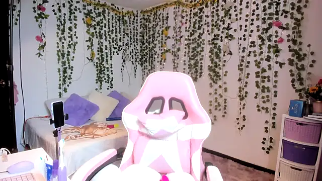 Snapshot of violeta_milleer chatting on 15, 3, 2026 violeta milleer online show from 15, 3, 2026