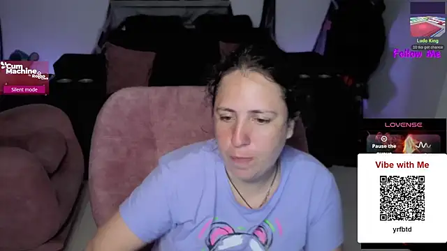 Snapshot of valery_adams1 chatting on 30, 10, 2025 valery adams1 online show from 30, 10, 2025