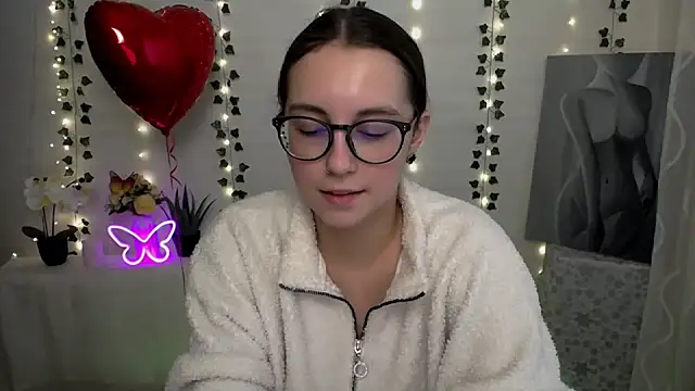 SweetPrincess  online show from 13, 2, 2025