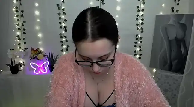 SweetPrincess  online show from 27, 2, 2025