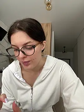 little belucci online show from 9, 1, 2026