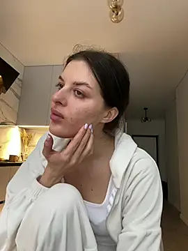 little belucci online show from 15, 1, 2026