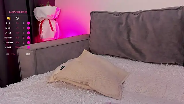 Elissluvv online show from 5, 3, 2026