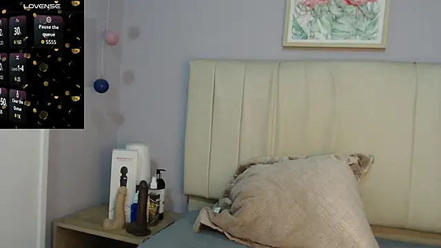 Snapshot of amy_le01 chatting on 16, 10, 2025 amy le01 online show from 16, 10, 2025