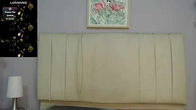 Snapshot of amy_le01 chatting on 23, 10, 2025 amy le01 online show from 23, 10, 2025