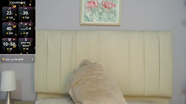 Snapshot of amy_le01 chatting on 14, 11, 2025 amy le01 online show from 14, 11, 2025