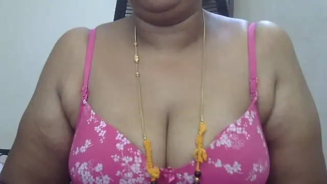 Snapshot of Nithya_forever chatting on 9, 10, 2025 Nithya forever online show from 9, 10, 2025