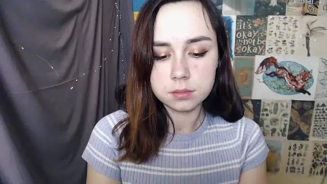 VeryVeryVeryShy  online show from 15, 12, 2024