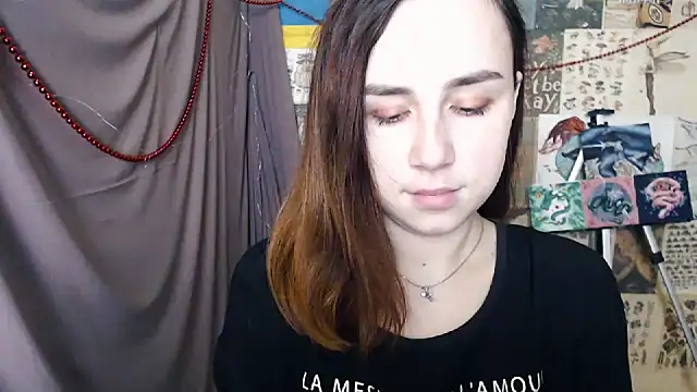 VeryVeryVeryShy  online show from 23, 12, 2024