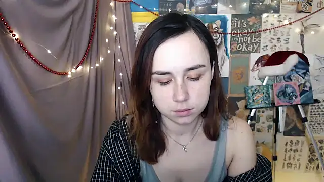 VeryVeryVeryShy  online show from 26, 12, 2024