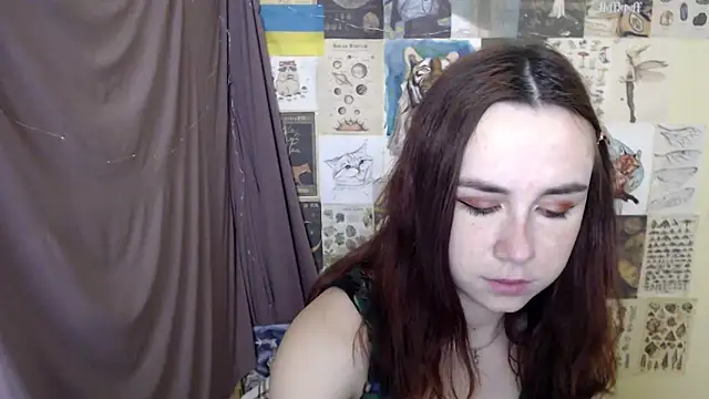 Snapshot of VeryVeryVeryShy_ chatting on 19, 11, 2025 VeryVeryVeryShy online show from 19, 11, 2025