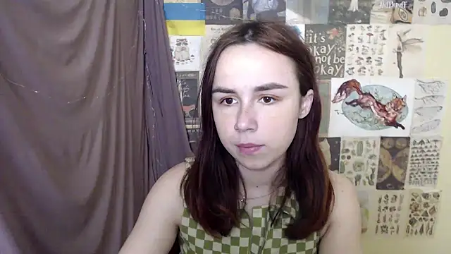 Snapshot of VeryVeryVeryShy_ chatting on 24, 11, 2025 VeryVeryVeryShy online show from 24, 11, 2025