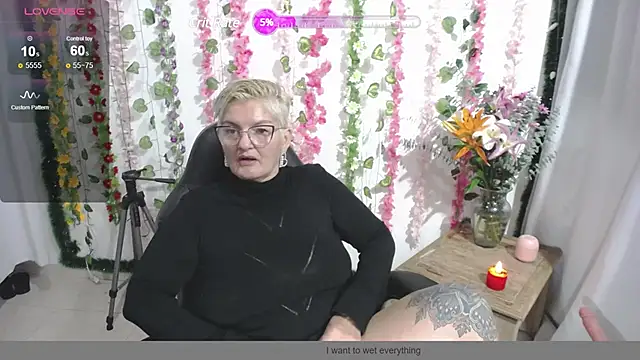 bety-cum2 online show from 22, 12, 2024