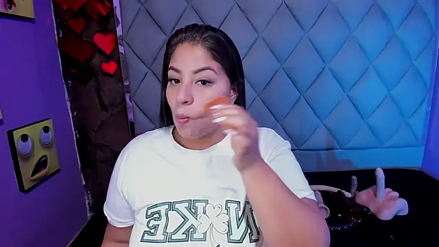 Luci SexDeep online show from 19, 2, 2025