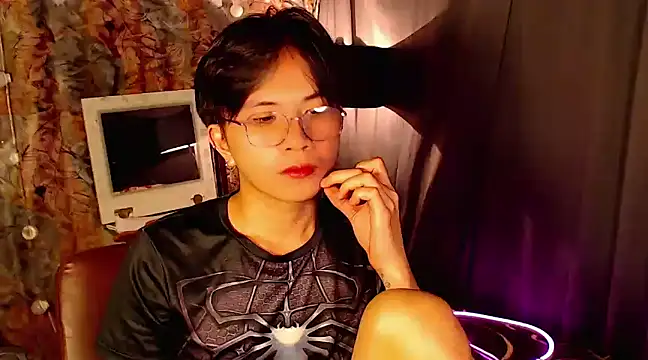 Sexy Handsome Drex online show from 19, 12, 2024