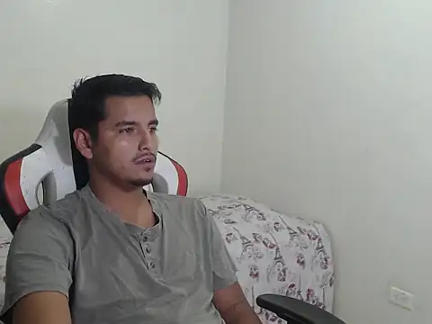 Snapshot of kylian_07 chatting on 13, 3, 2026 kylian 07 online show from 13, 3, 2026