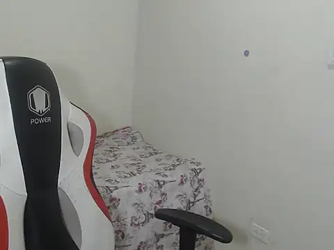 Snapshot of kylian_07 chatting on 31, 3, 2026 kylian 07 online show from 31, 3, 2026