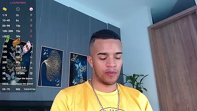 Snapshot of Bigcock_21cm_ chatting on 19, 3, 2025 Bigcock 21cm online show from 19, 3, 2025