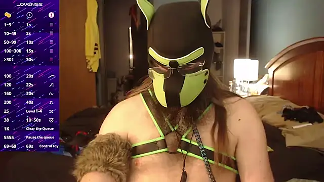 Snapshot of kinkywolf429 chatting on 28, 10, 2025 kinkywolf429 online show from 28, 10, 2025