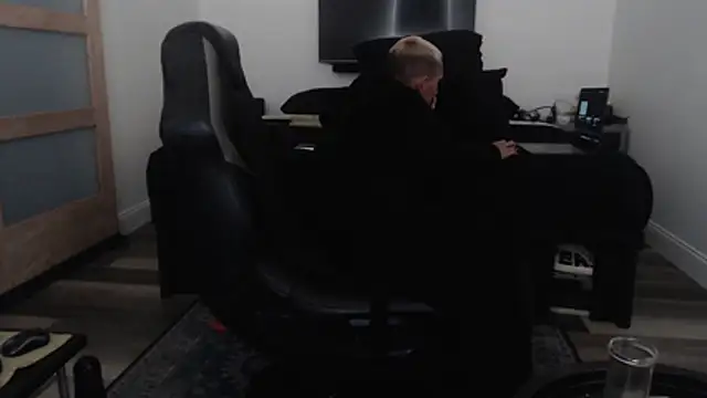 inc25cbxh online show from 19, 12, 2025