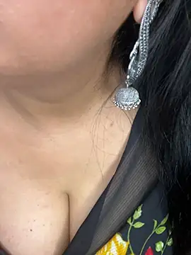 Zoya Varma004 online show from 9, 3, 2026