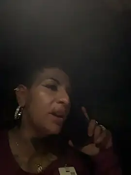 Snapshot of prettypurplep chatting on 14, 11, 2025 prettypurplep online show from 14, 11, 2025