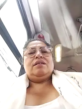 Snapshot of Keyla01_ chatting on 10, 9, 2025 Keyla01 online show from 10, 9, 2025