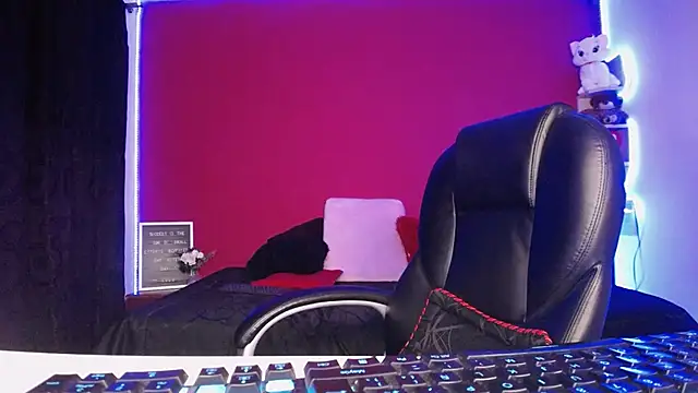 Snapshot of lulubigtitts1 chatting on 17, 12, 2024 lulubigtitts1 online show from 17, 12, 2024