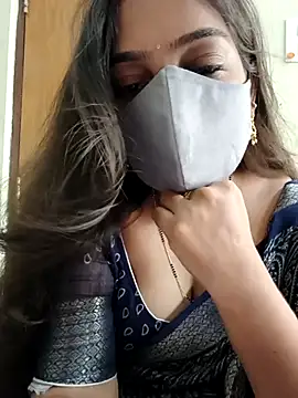 Snapshot of yoursana- chatting on 5, 11, 2025 yoursana- online show from 5, 11, 2025