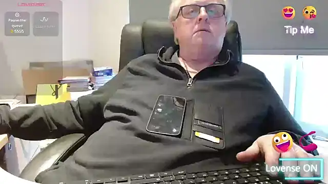 Snapshot of bigbadjon69 chatting on 14, 3, 2025 bigbadjon69 online show from 14, 3, 2025