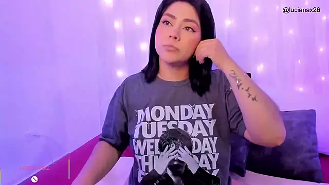 lucy26  online show from 31, 10, 2025