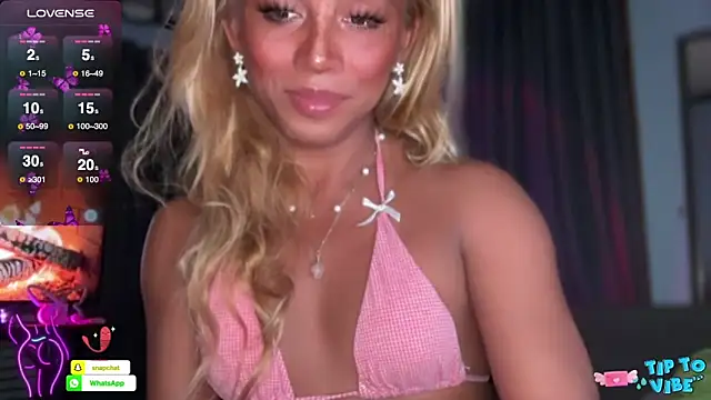 Snapshot of cockprincess_diannaxx chatting on 14, 12, 2025 cockprincess diannaxx online show from 14, 12, 2025