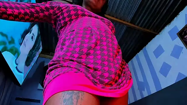 Snapshot of luciana_osorno chatting on 12, 2, 2025 luciana osorno online show from 12, 2, 2025