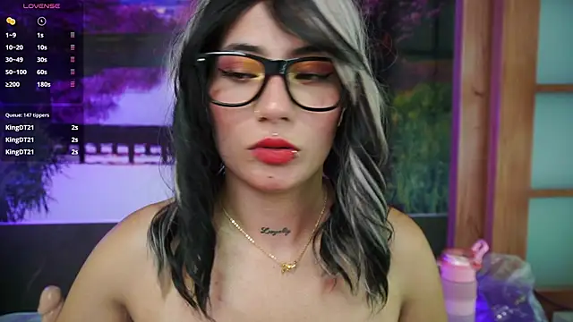 miss sharlotte18 online show from 17, 1, 2025